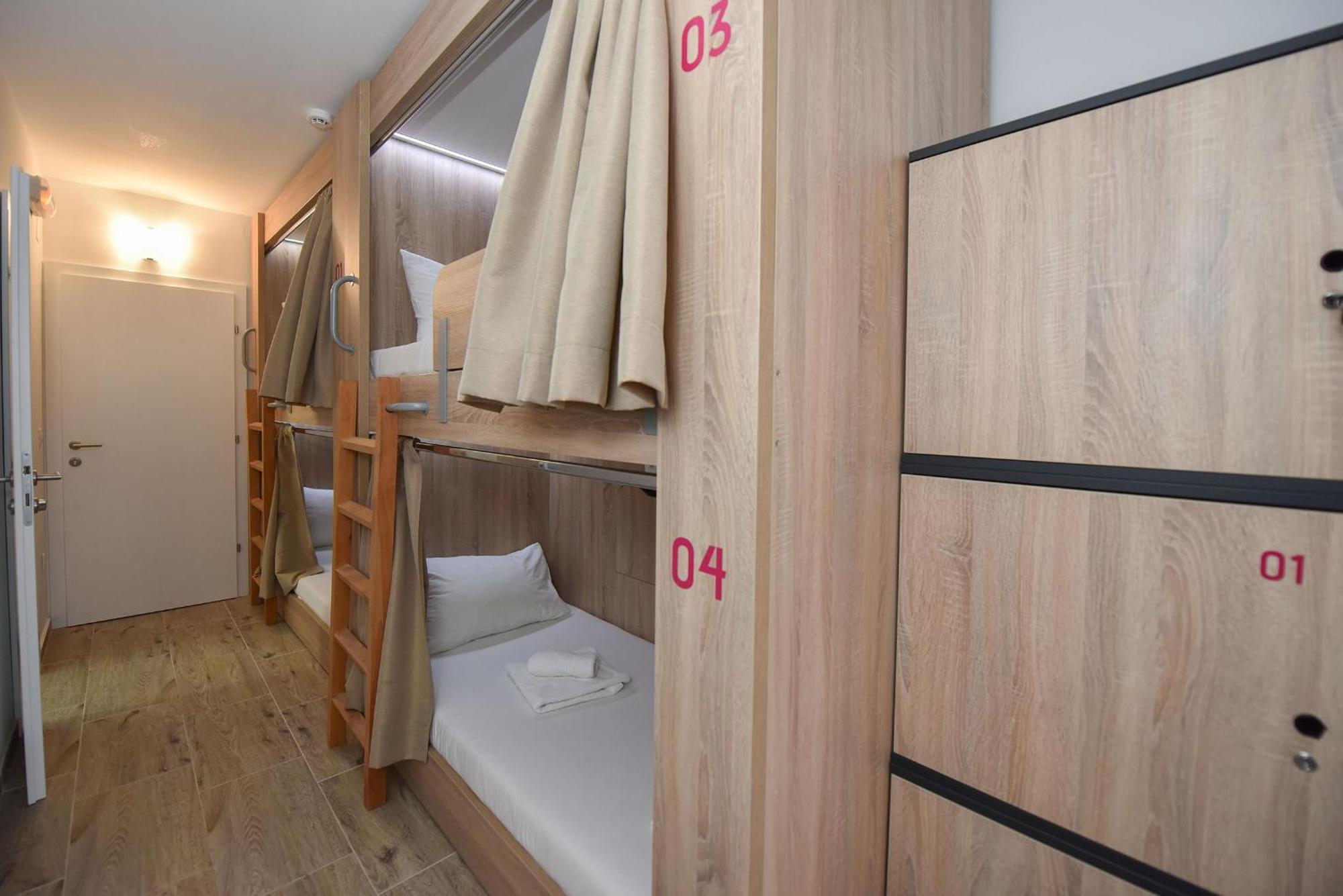 Hostel Zrce All Inclusive- All You Can Drink And Eat! (Adults Only) Novalja Exterior foto