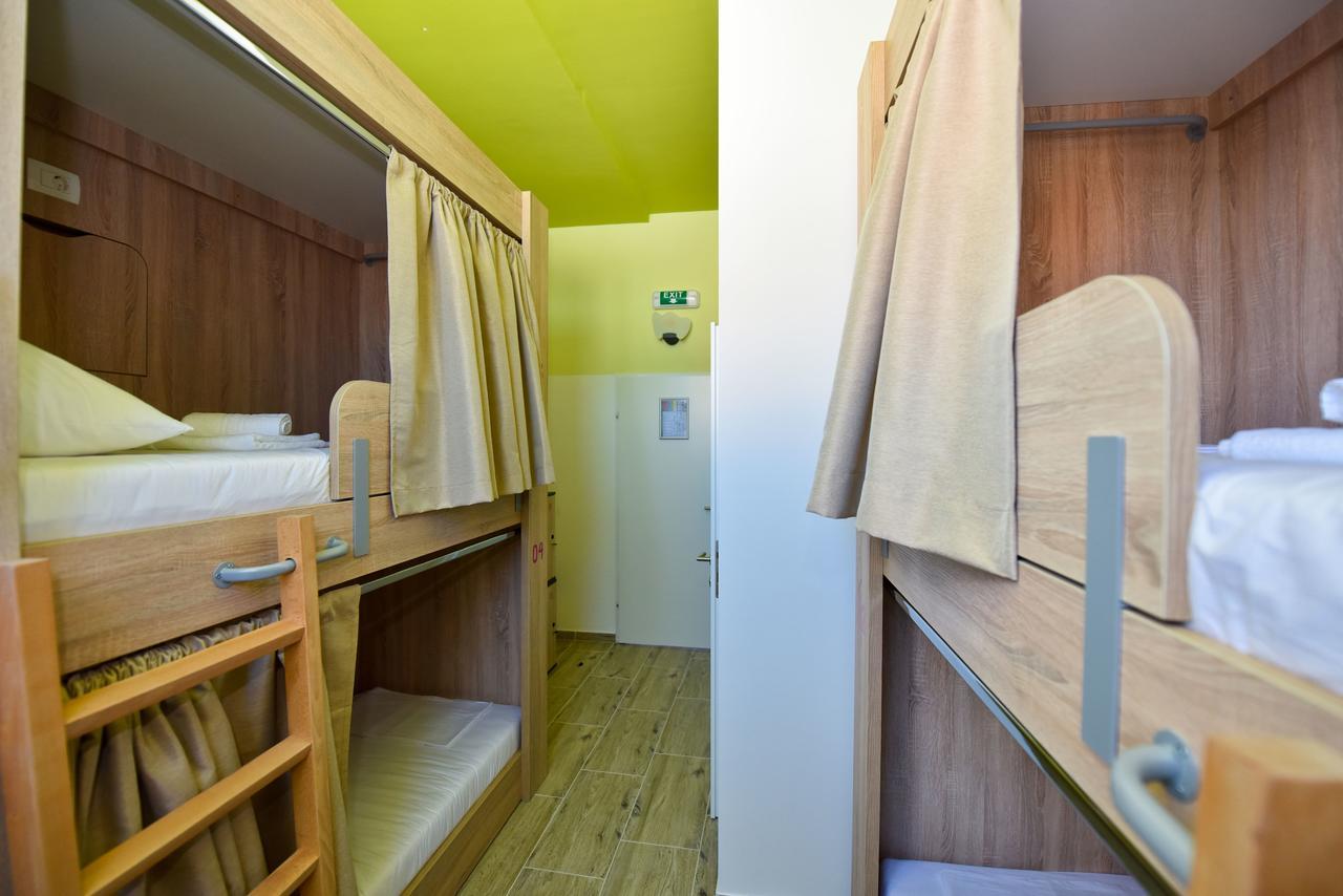 Hostel Zrce All Inclusive- All You Can Drink And Eat! (Adults Only) Novalja Exterior foto